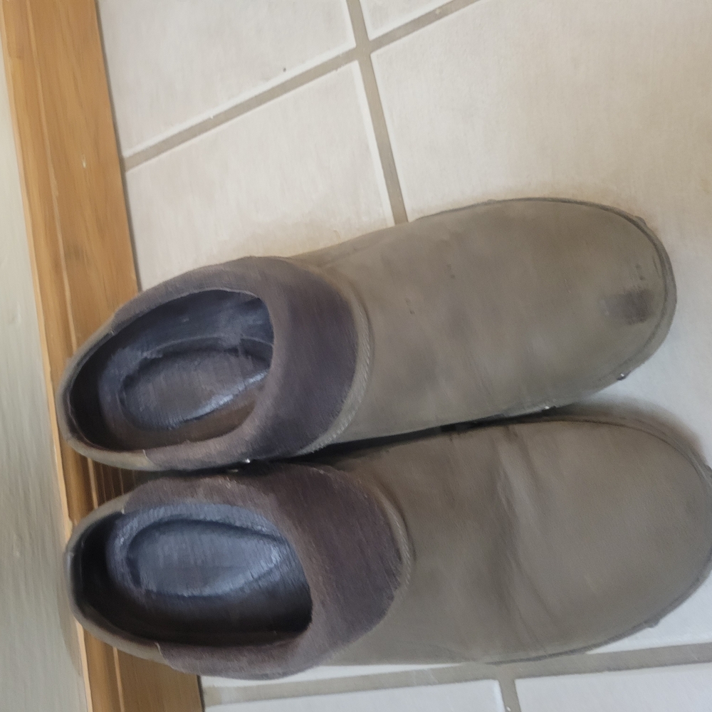 Merrell  Tan Suede Shoes - Picture 2 of 7